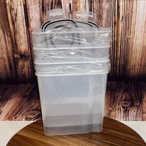 Transparent Food Storage Containers with Lids- set of four